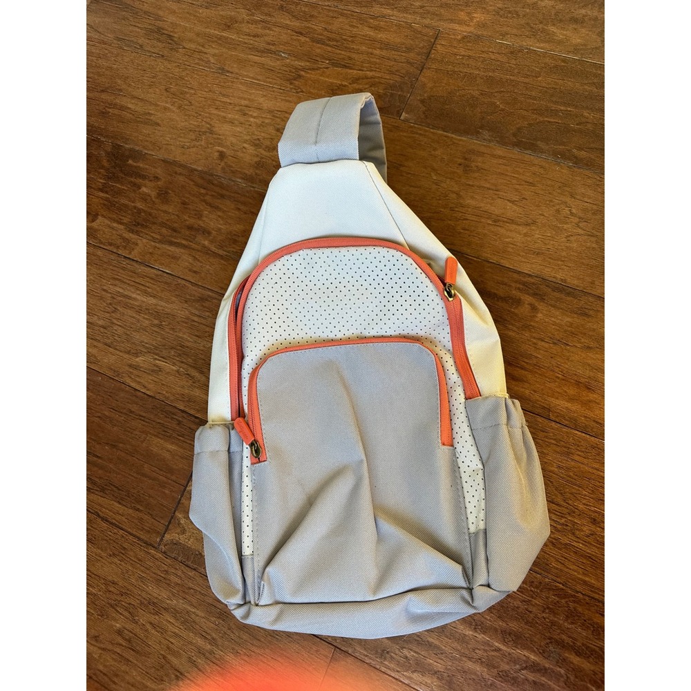 Thirty-one Sling Bag Backpack Crossbody Daypack Lightweight Travel‎ Casual
